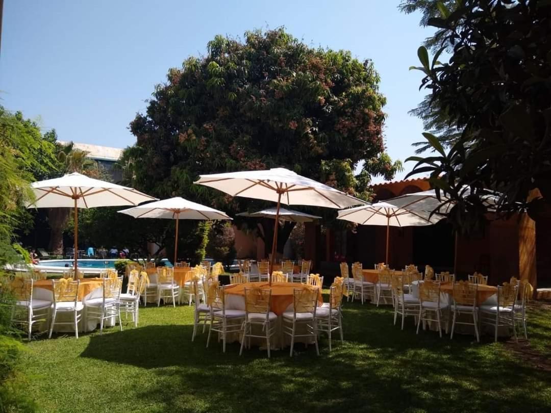 Hotel Quinta Del Descanso Cuautla  Экстерьер фото