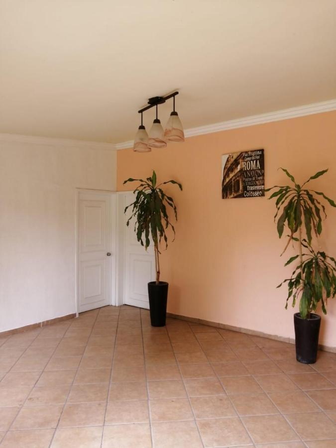 Hotel Quinta Del Descanso Cuautla  Экстерьер фото