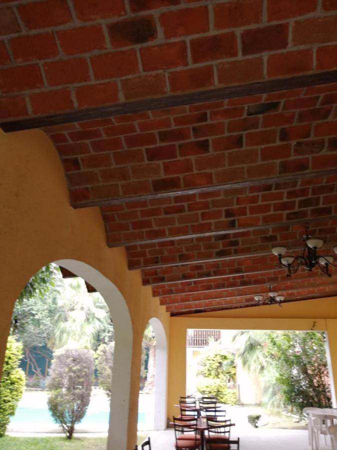Hotel Quinta Del Descanso Cuautla  Экстерьер фото