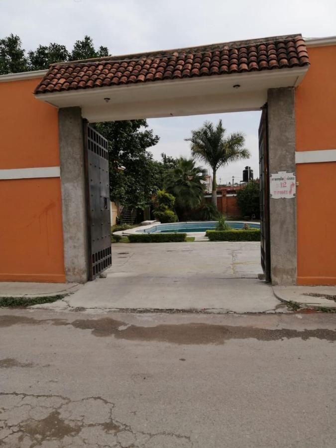 Hotel Quinta Del Descanso Cuautla  Экстерьер фото